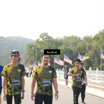Runner Photo 6901188
