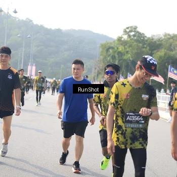 Runner Photo 6901193