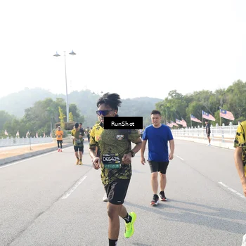 Runner Photo 6901222