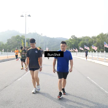 Runner Photo 6901242