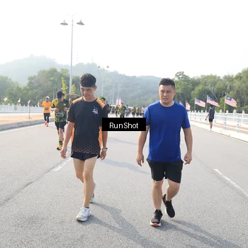 Runner Photo 6901254
