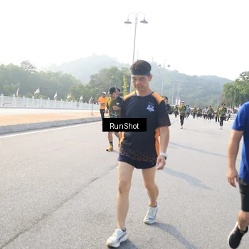 Runner Photo 6901274