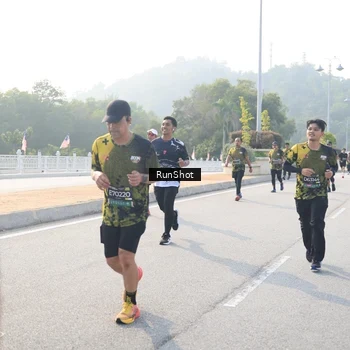 Runner Photo 6901284