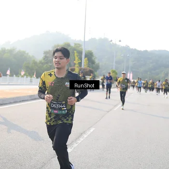 Runner Photo 6901307