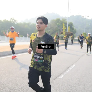 Runner Photo 6901311