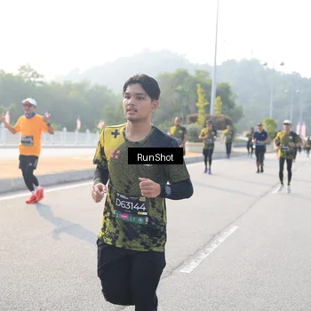 Runner Photo 6901318