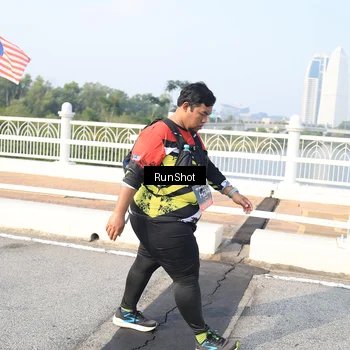 Runner Photo 6901345