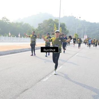 Runner Photo 6901347