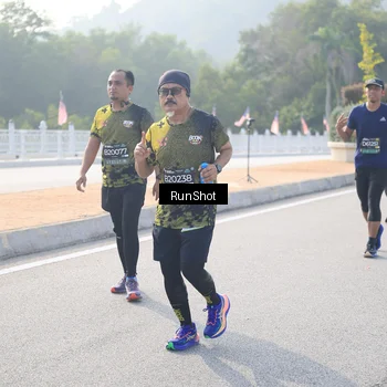 Runner Photo 6901385