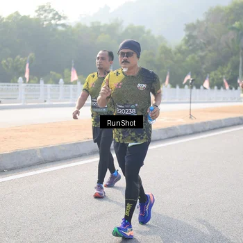 Runner Photo 6901389