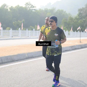 Runner Photo 6901391