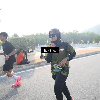 Runner Photo 6901460