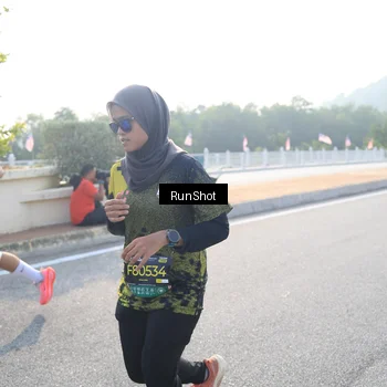 Runner Photo 6901467