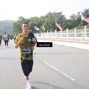 Runner Photo 6901469