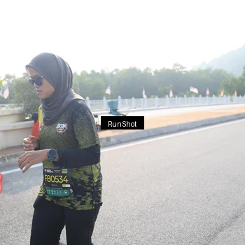 Runner Photo 6901470