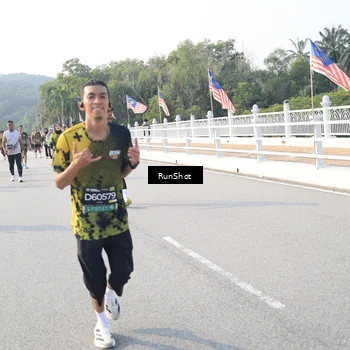 Runner Photo 6901472