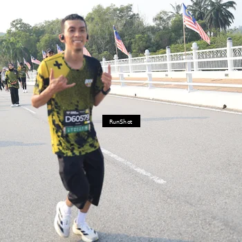 Runner Photo 6901473