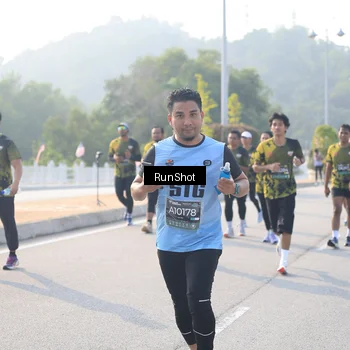 Runner Photo 6901483
