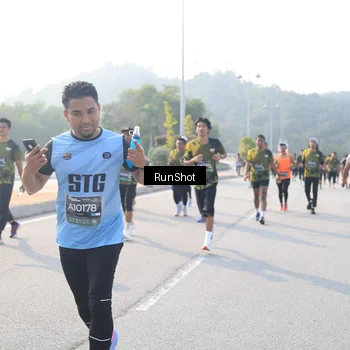 Runner Photo 6901494
