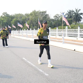 Runner Photo 6901503