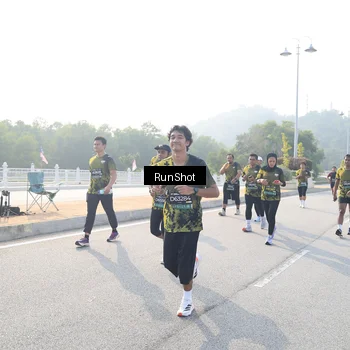 Runner Photo 6901513