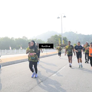 Runner Photo 6901532
