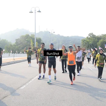 Runner Photo 6901538