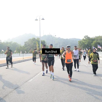 Runner Photo 6901541
