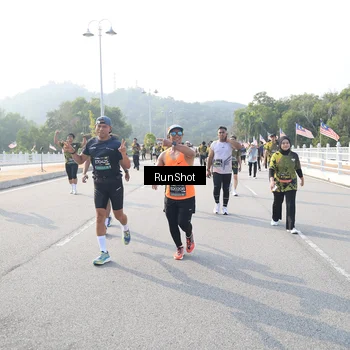Runner Photo 6901554