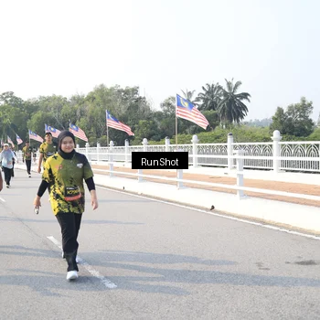 Runner Photo 6901572