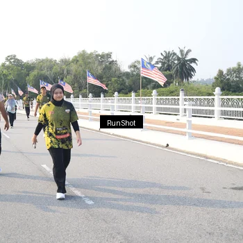 Runner Photo 6901576