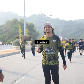 Runner Photo 6901584