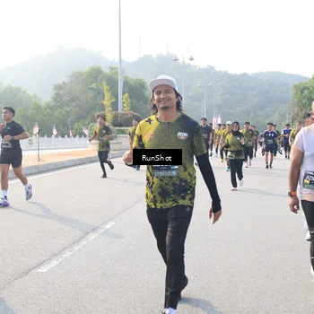 Runner Photo 6901592