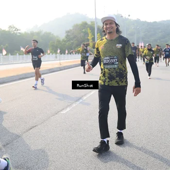 Runner Photo 6901602