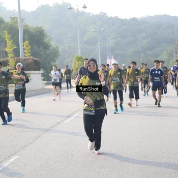 Runner Photo 6901615