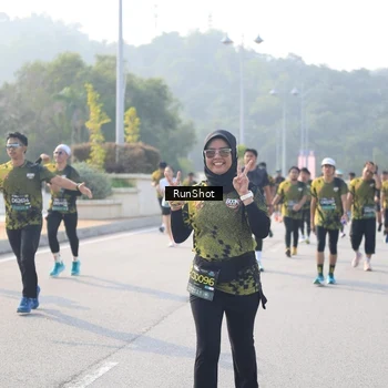 Runner Photo 6901624