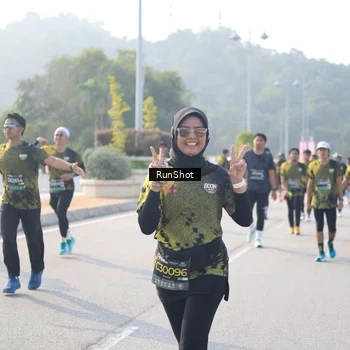 Runner Photo 6901632