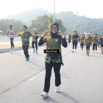 Runner Photo 6901636