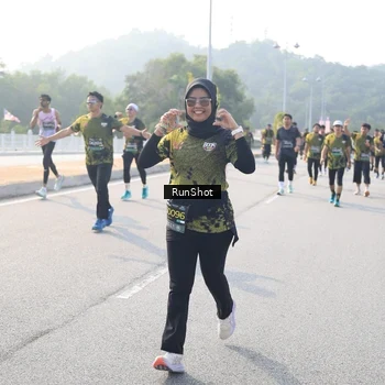 Runner Photo 6901639