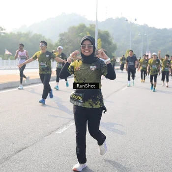 Runner Photo 6901642