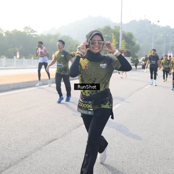 Runner Photo 6901645