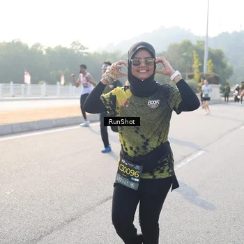 Runner Photo 6901657