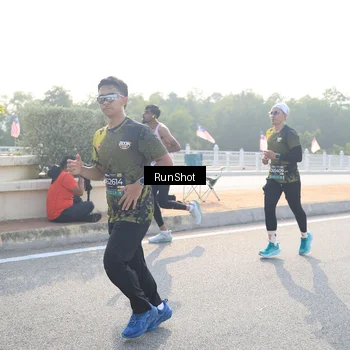 Runner Photo 6901679