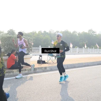 Runner Photo 6901683