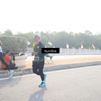 Runner Photo 6901688