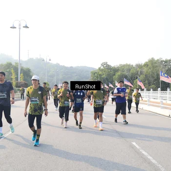 Runner Photo 6901720