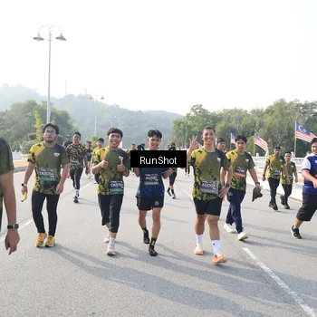 Runner Photo 6901738