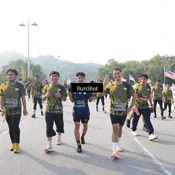 Runner Photo 6901742
