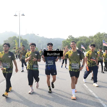 Runner Photo 6901744