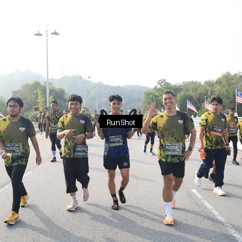 Runner Photo 6901746
